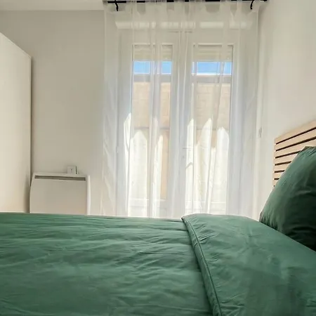 Lägenhet Le 84 - Grand T3 Climatise - Terrasse & Parking Prive
